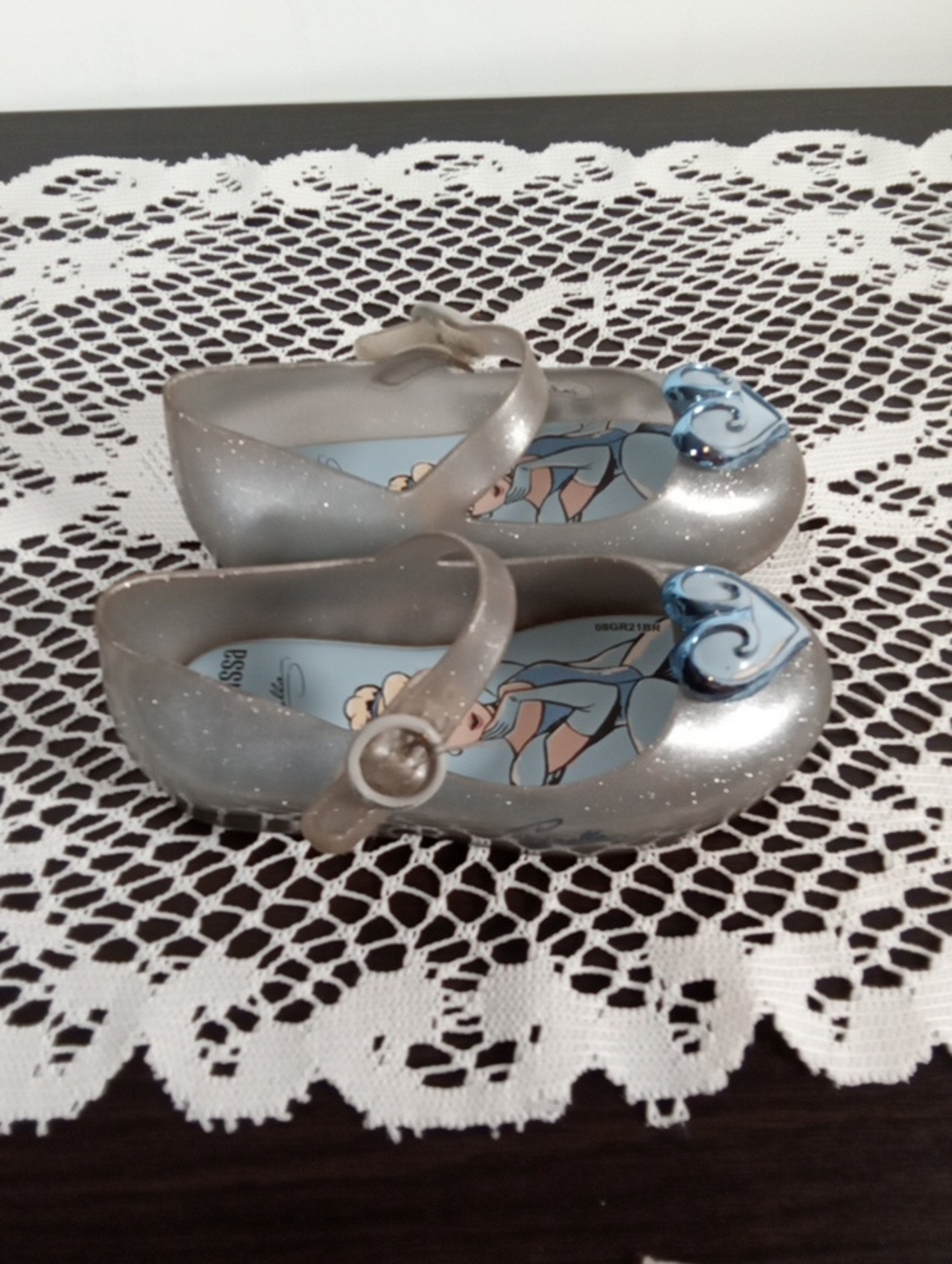 Mini Melissa Silver Glitter Mary Jane Shoes with Blue Heart Cinderella Size 8